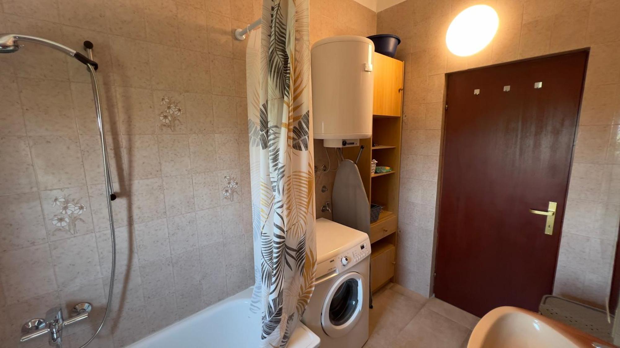 Apartment Venera *